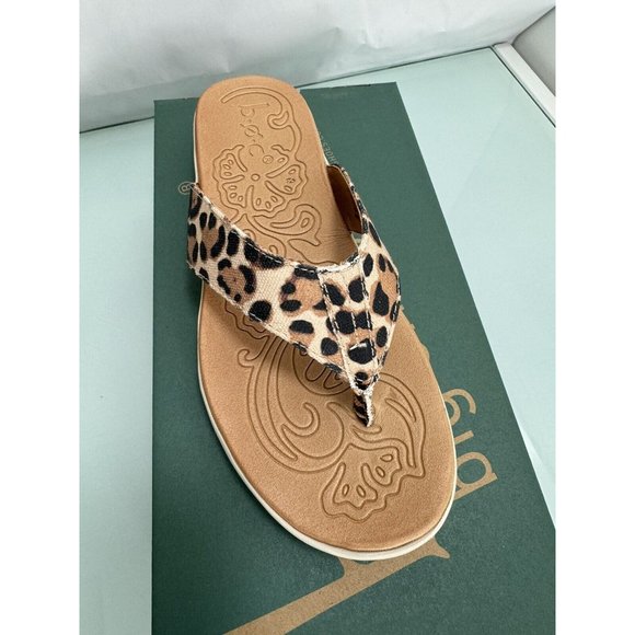 B.O.C. Aimee  Flip-Flop Thong Sandals Tan Leopard Print Tan Size 6 New In Box - Picture 3 of 14